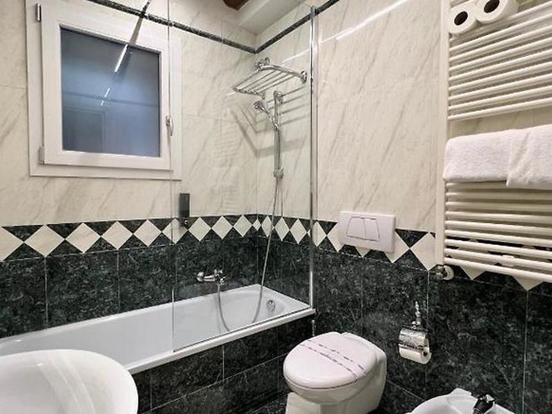 D85139B843DC616E15630EFD7F453D82