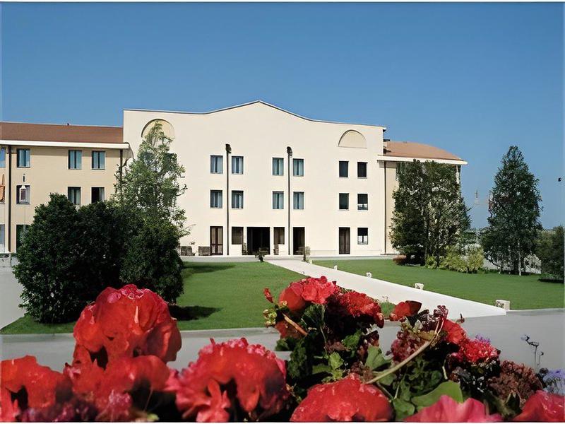 9A70CE4F7E648017CAC9EE87C90D32FC