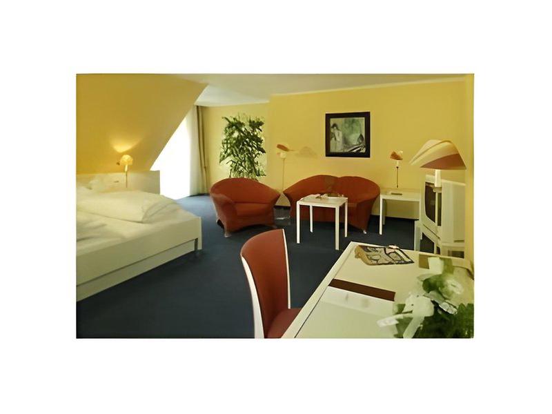 85C7804F84CC806A8DFEED2C38BBDEF1