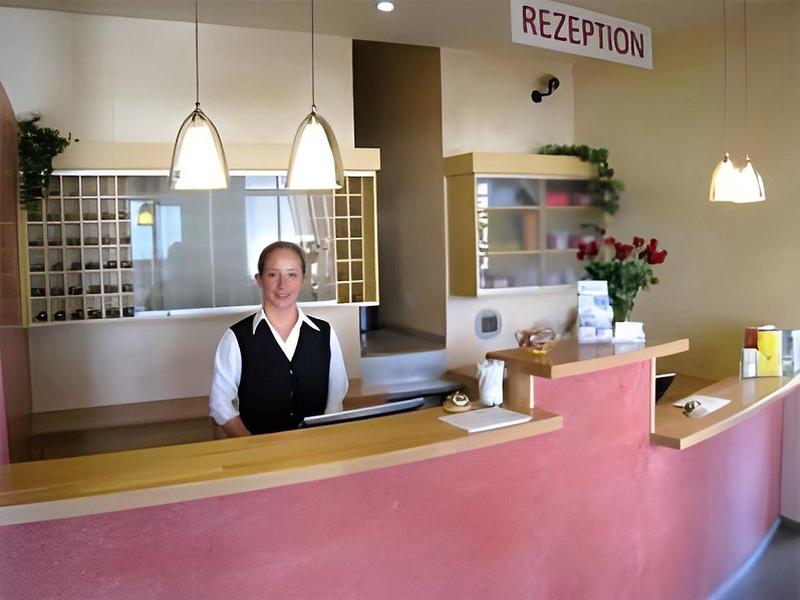 428FAEFB9B41E659306A6496FC546D53