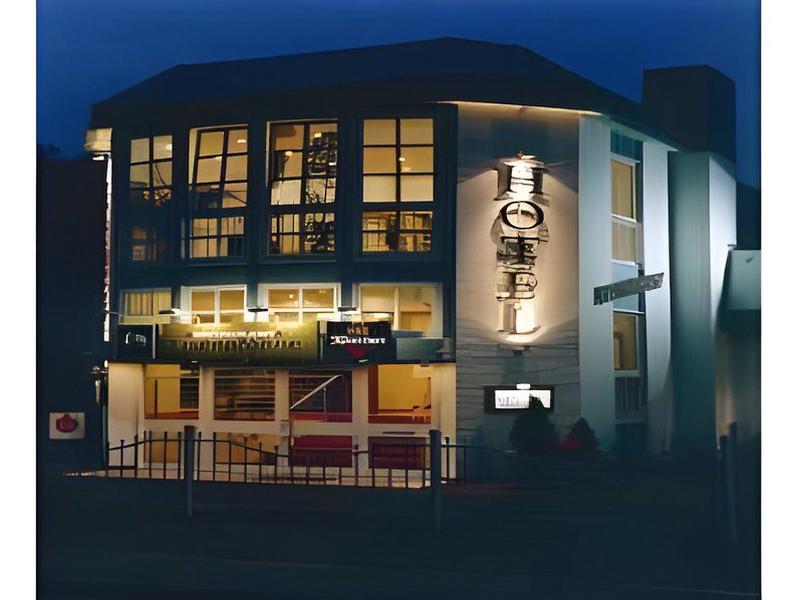 277B6D00B94774EB44DFE3C8EF38D848