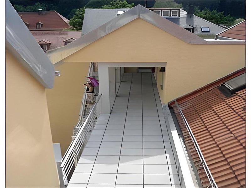 ECC9C2B62E96ADB8846677B3535E72AA