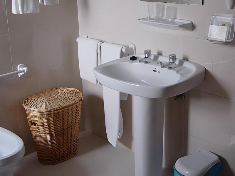 D41556DDDB9A0954674785D07F6C86CC