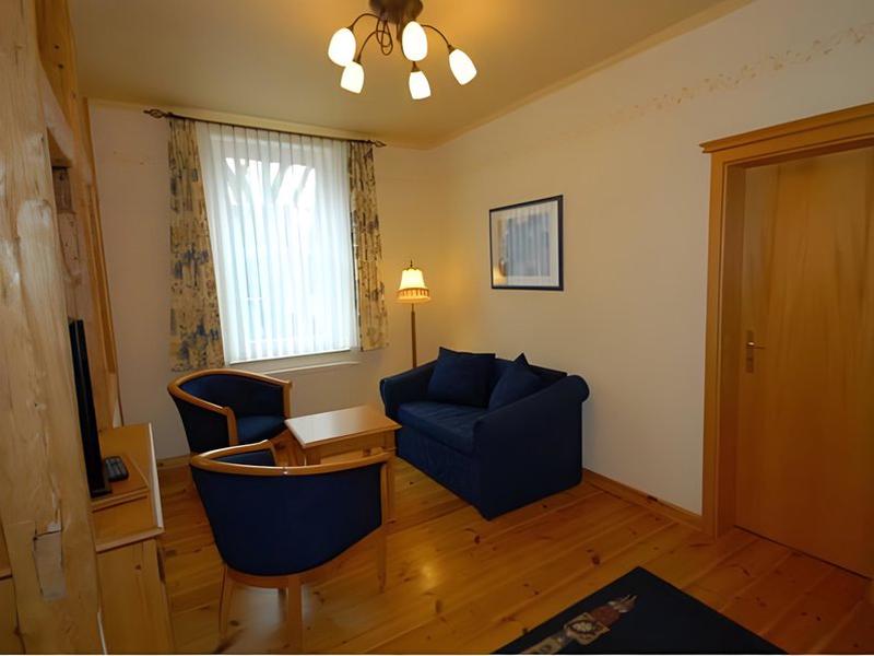 E309E5E0F9F7FD377B9395927FB82865