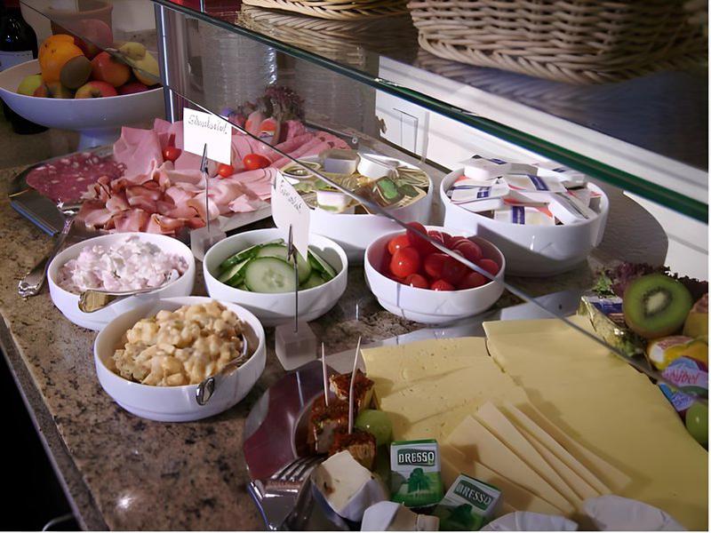 FE5EE28CC92EC54EC361256AB9F113DB