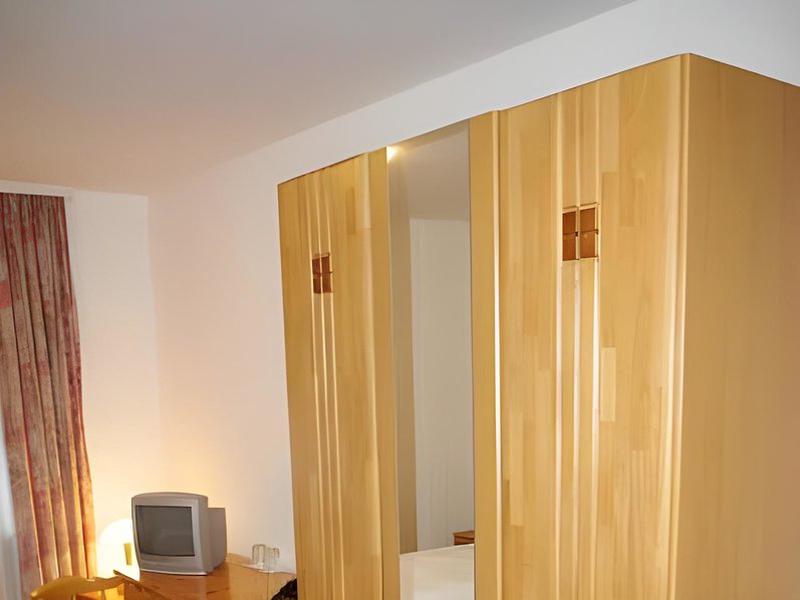 CECDCB6548910C6E99D69BD5E13950EC