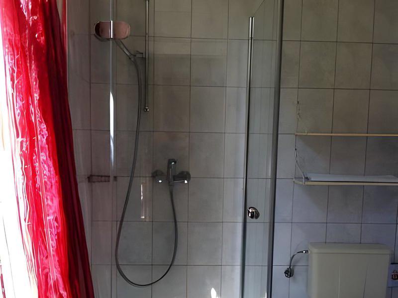 71AAC3ED3C00C3DDDD48886AA0FBD0A9