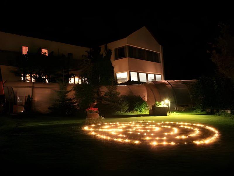 9DA2B5DF630E141F582375698191BE22