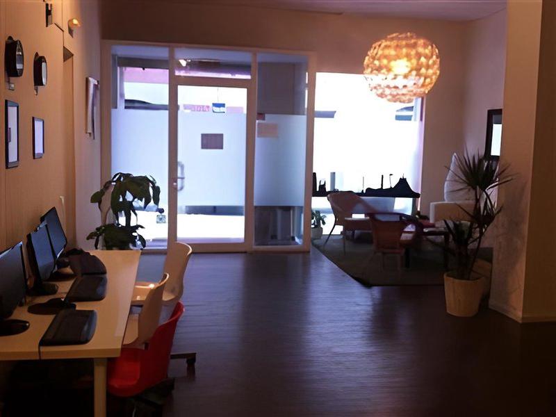 3A7E935045D174298CB8A44AE0B6D33C