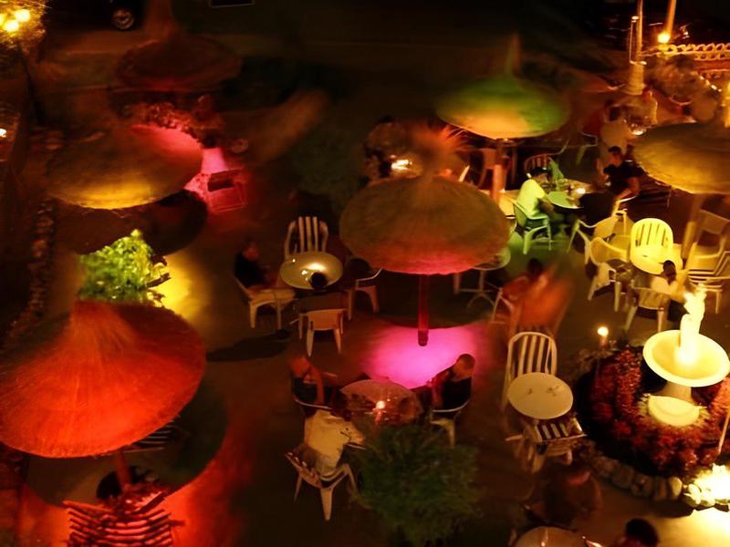 A97A82B47DA653ADF3D75B1BE349C635