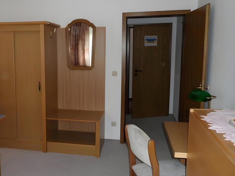 30441613C91B0D1F8CB0B6A3B92BCEAD