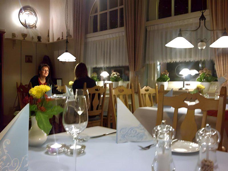 B9EF6689B15E07B311E65AA0D6D361C6