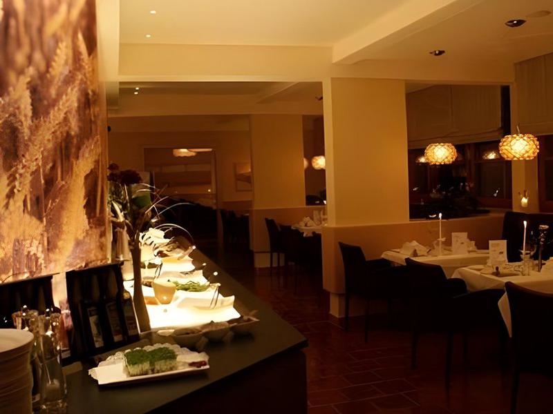 FB6E8FA92E9038BFD6AE825ACA529D2D