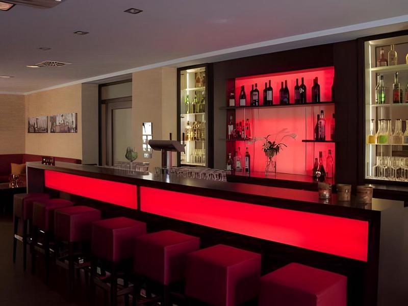 0928AE4FBAD7E7D95742A49C7FAB4080