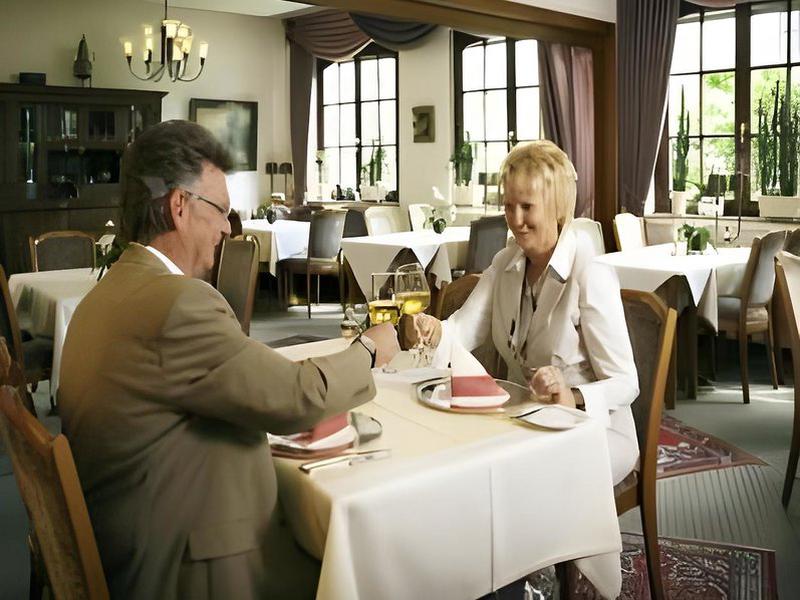 5ED546F457A323BF38B9D4BB84FEE5F7