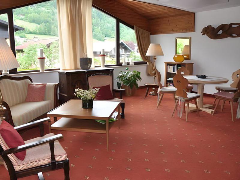 B3CF750AADCE407DE415D99C26E4AF93