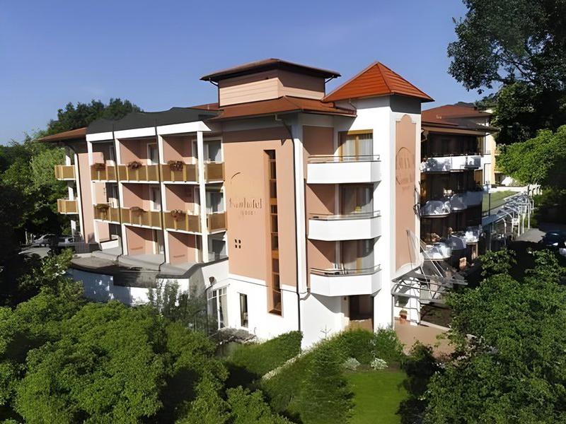 733405A7FBC24FD7D7BF6547A43709E8