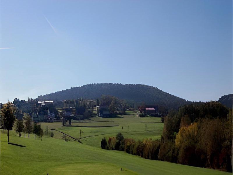 65F6A53FAB412D859D68D7D16A0BD539