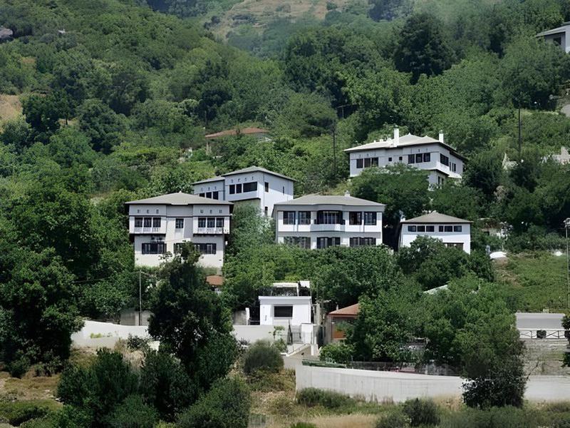 758E40D3C1C86C9039D0F8346D7B8BFB