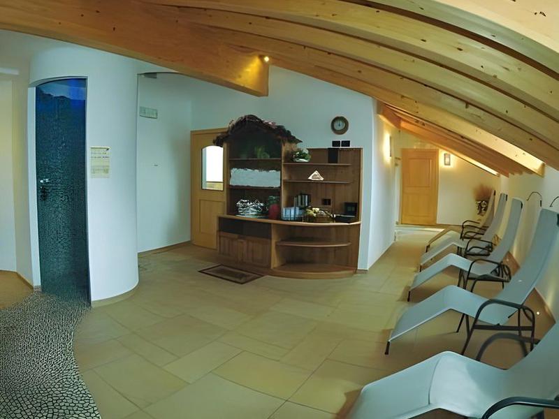 31884F7AB78899F81C2250CFB84148CF