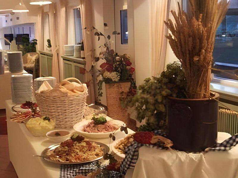 296847E63D2D48DE9EB1D88357F99A98