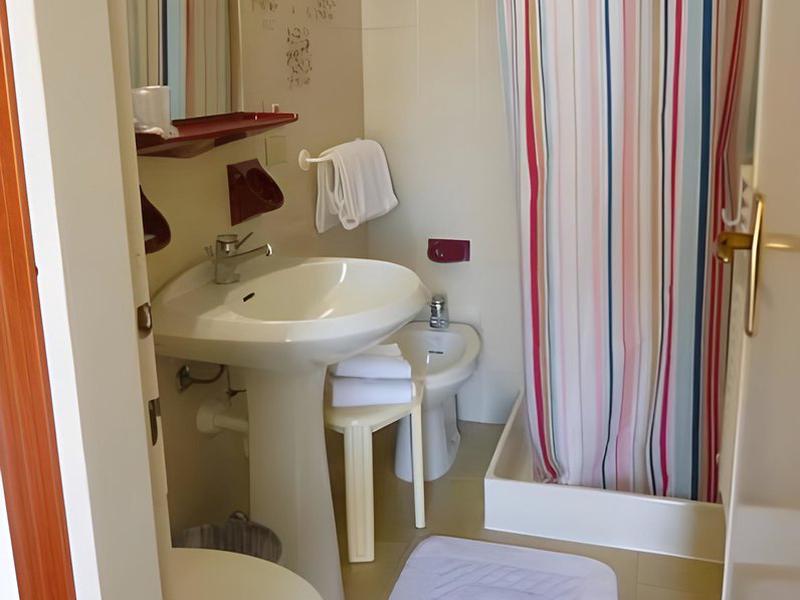 A177C7F5541A554D23D658C47F534315