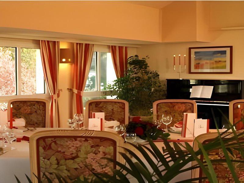 2A2AE633DE752DE034F4389F21F79674