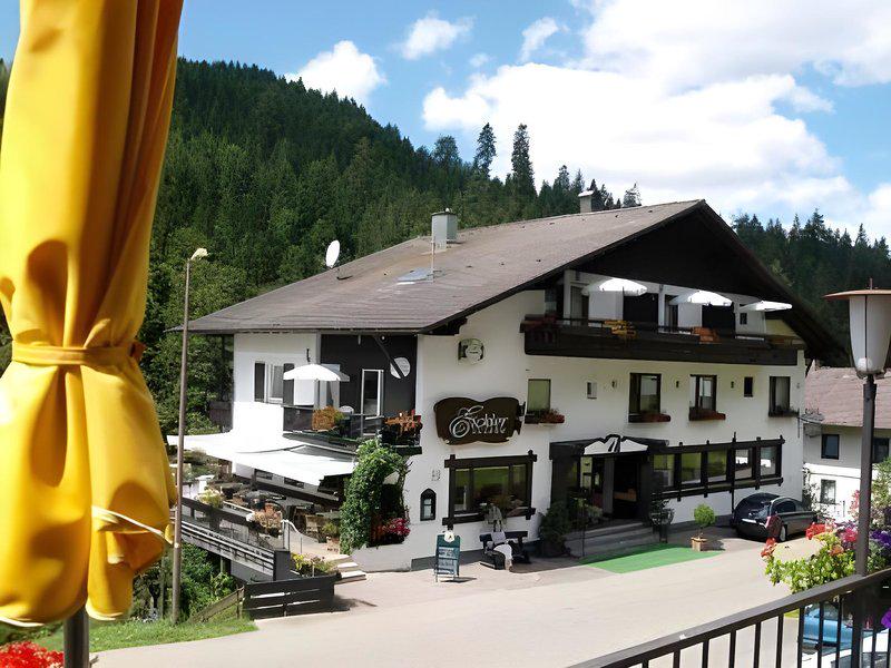 8BFCDF97EFDCB9E405D708D126F92239