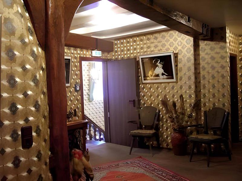 8619474EDCF4078764F34ADA4A462E03