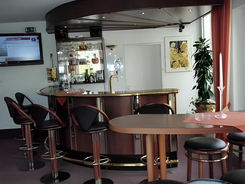 2F735F8B43679D673129FE361A2C69A2