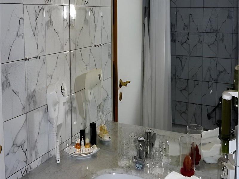 2BE0234BE5B6CB02D009FD9970A77F9F