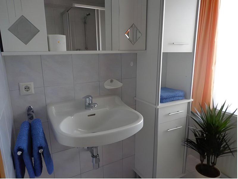 743BD5F01415CF1F7314470AE45BE1D3