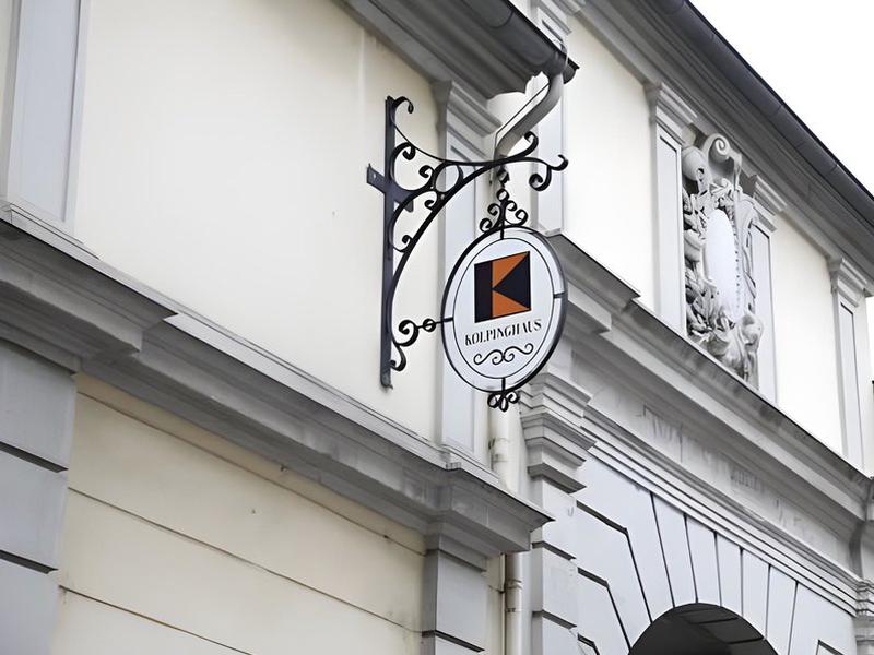 3EF27D8864C8FB3756CC569D9F4CB40E