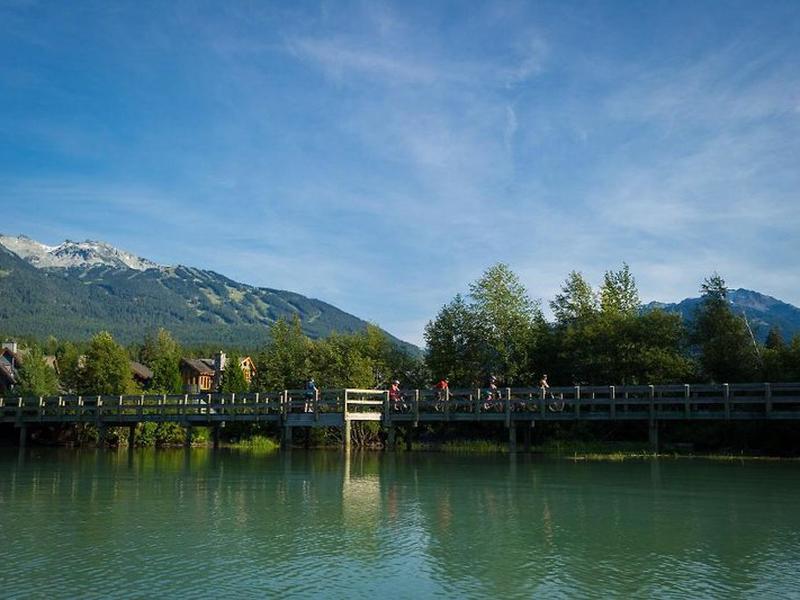 3E518BCE8596C2CACDDC021879417AA9