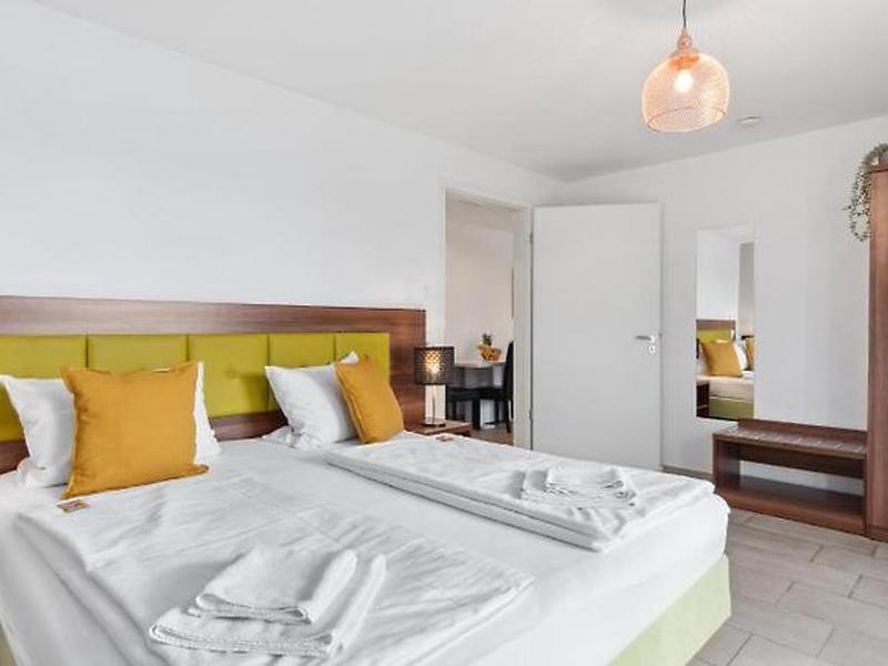 E8BF0313E5C5F3DBFA3810EE182A9D44