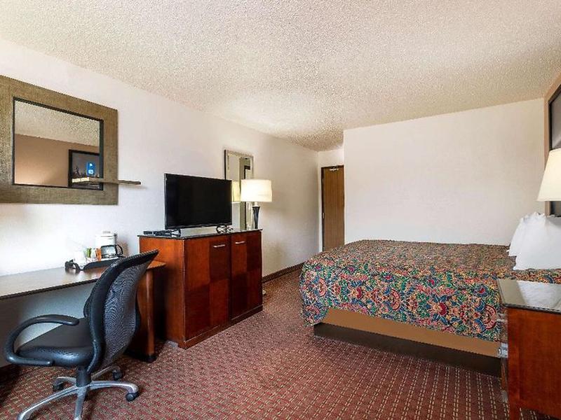 0878C6C4A1DA7025F2003B99F20DAF2F