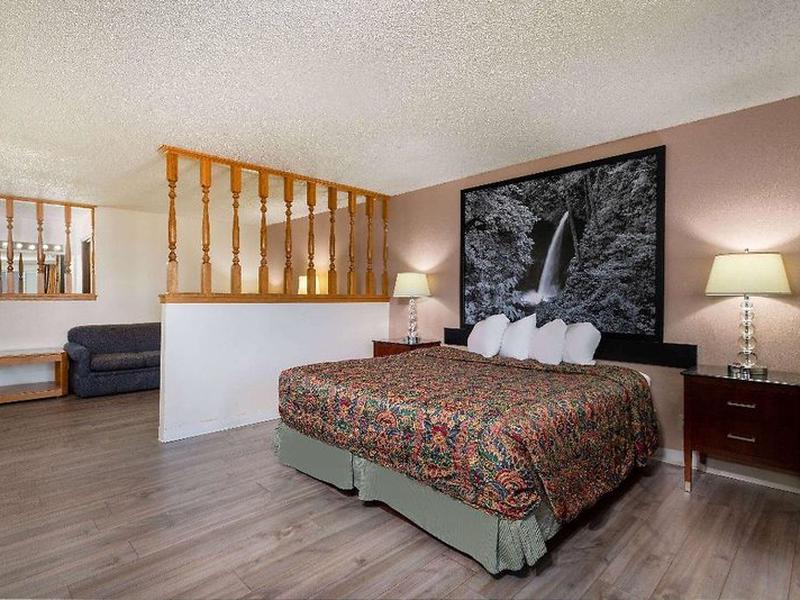 6EF7211AD53E8D12E396C77BFAC81FC0