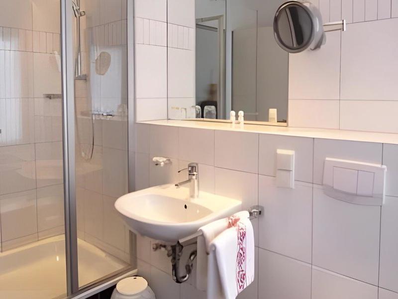 902C3DB86C05CF4B0500BB8AB3D518B0