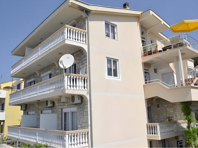 132A3F56B6D3723F0E1A1B7367132CD6