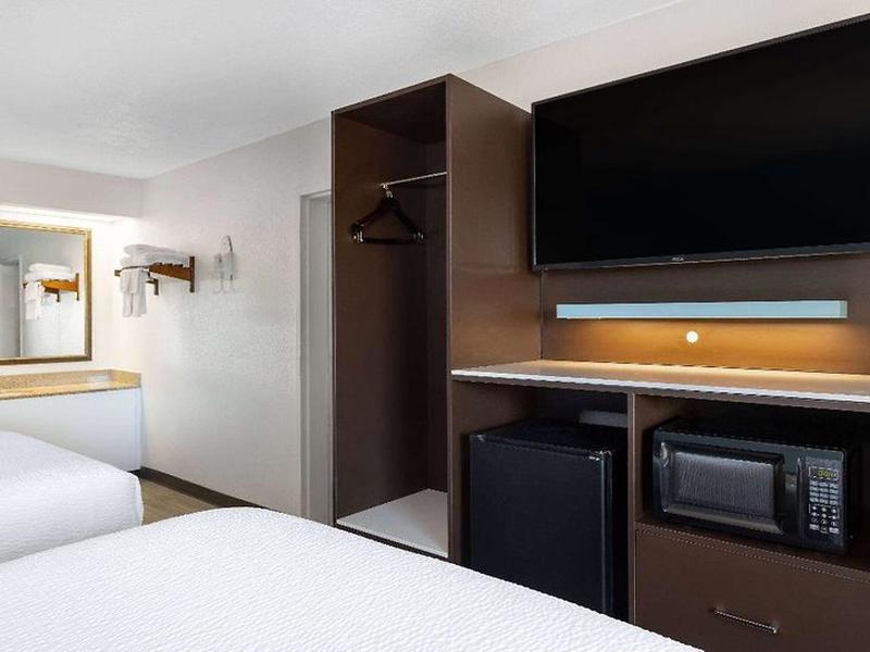 4EA31F7399407BB11FA1C889F77BD460