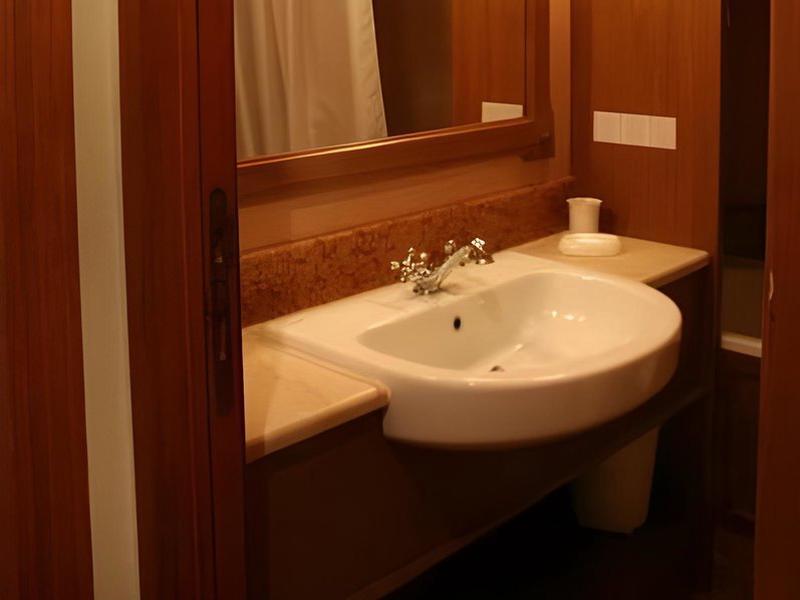 D4FF9E736E87850369F9EAA46F4C4262