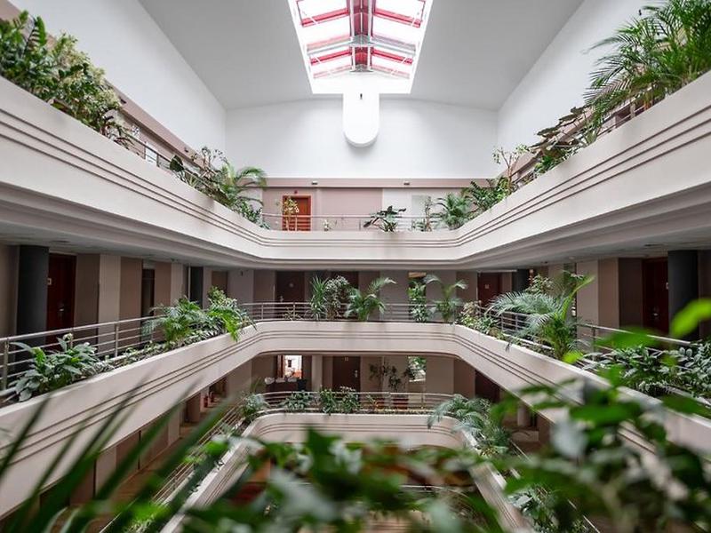 2125CBF767D2BBFDB385F2861563D3F8