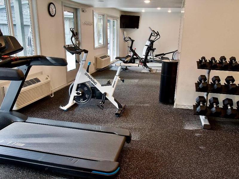 332FEAD9A8F0F87AACD9209027D20A17