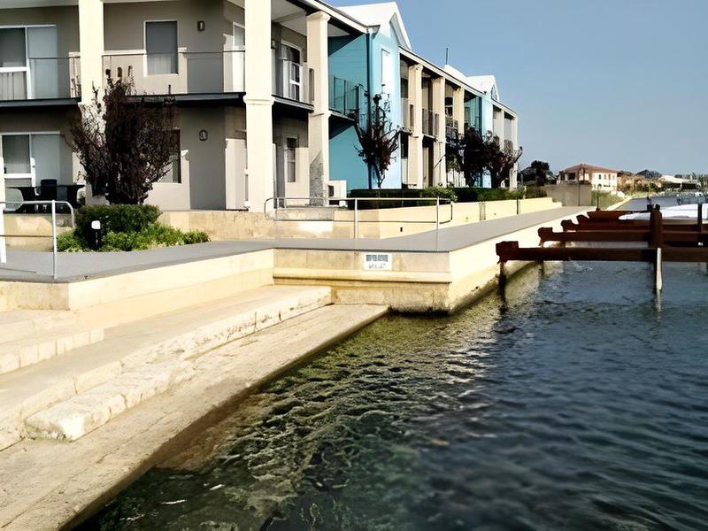 C6B9A85BC02F12C78F2CA1EAC98D79E0