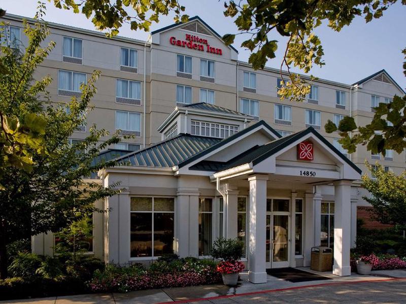 2CCFEE21A7C472071F85ACC6C597B395