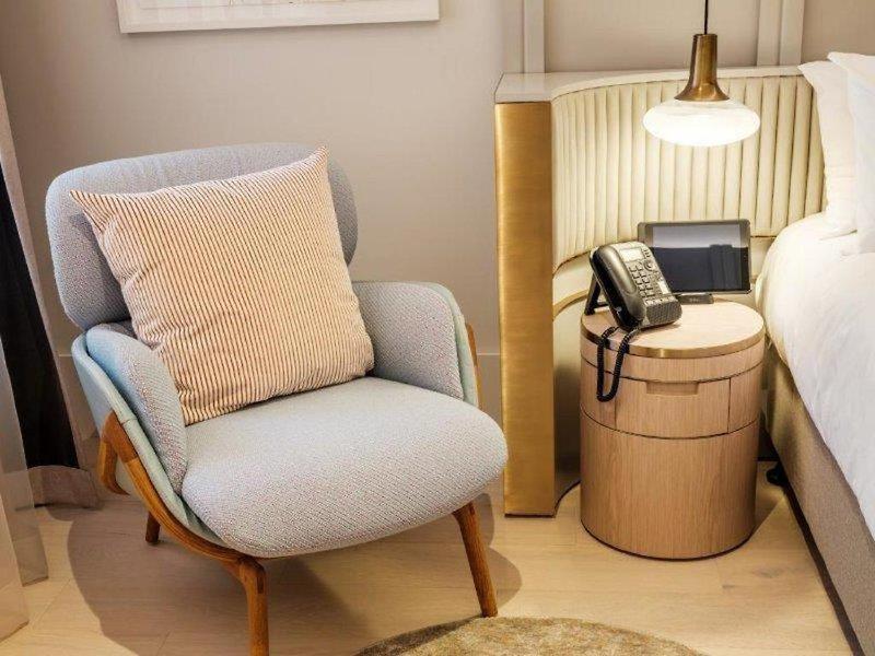 F673CEEBDD4956534C8422F426134839