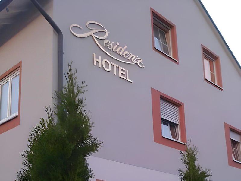 F5F4D06F7E4F8545D6F148C3C8E6824F