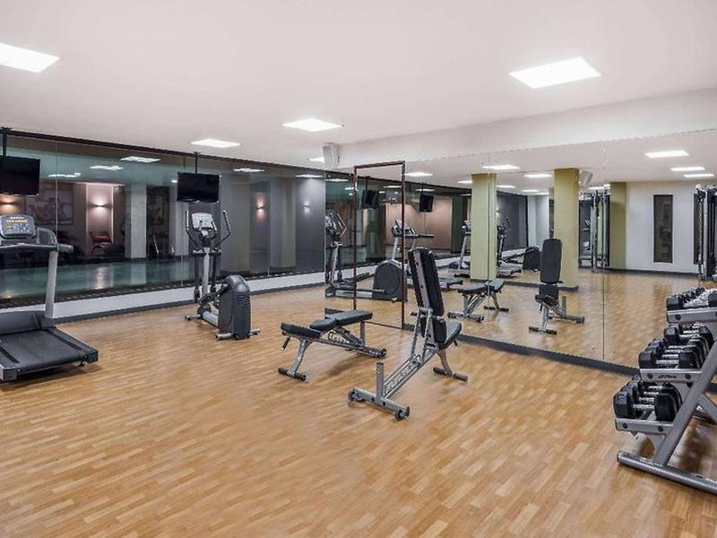 F38FC888404D7D6293C159DC5C7D6F00