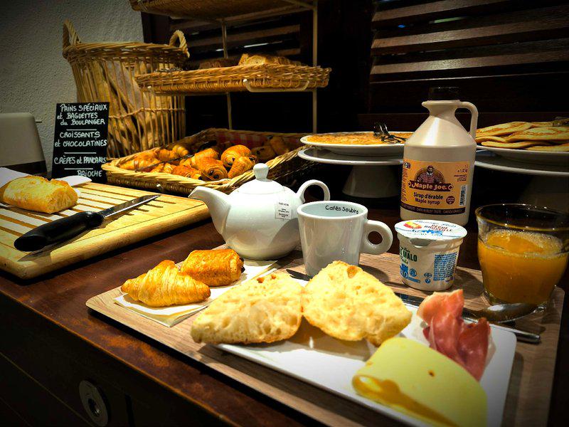 F15A4E1AC4379B935F9A8219FFD65E2B