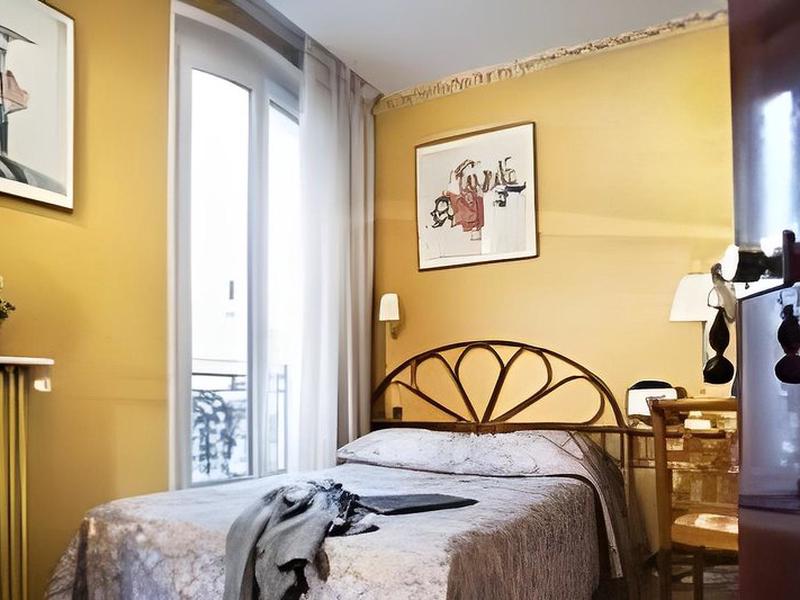 27F2CCC5631D7EAAA87EBE524E2F2344